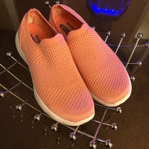 SKECHERS Knit Shoes